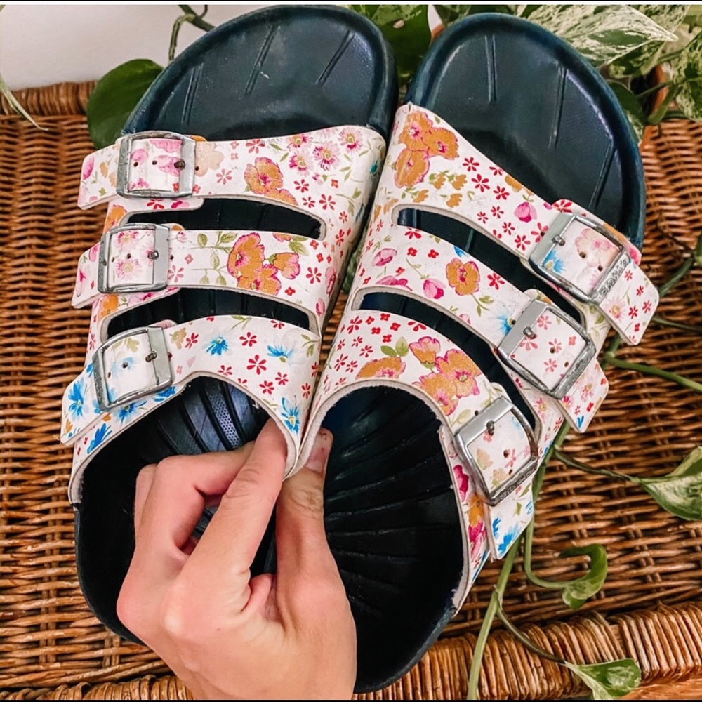 Floral Birkenstocks size 9.5/10